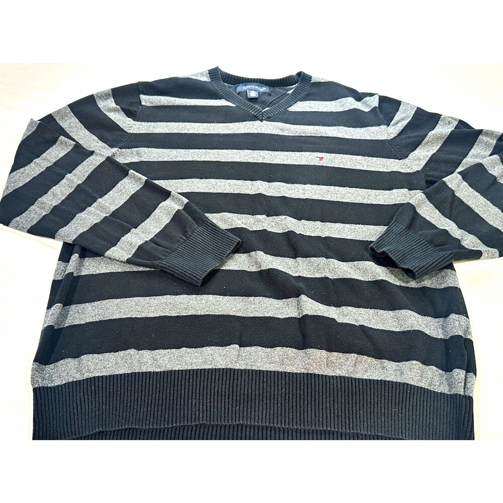Tommy Hilfiger Men’s Medium Striped V-Neck Sweater Preppy Lightweight Knit